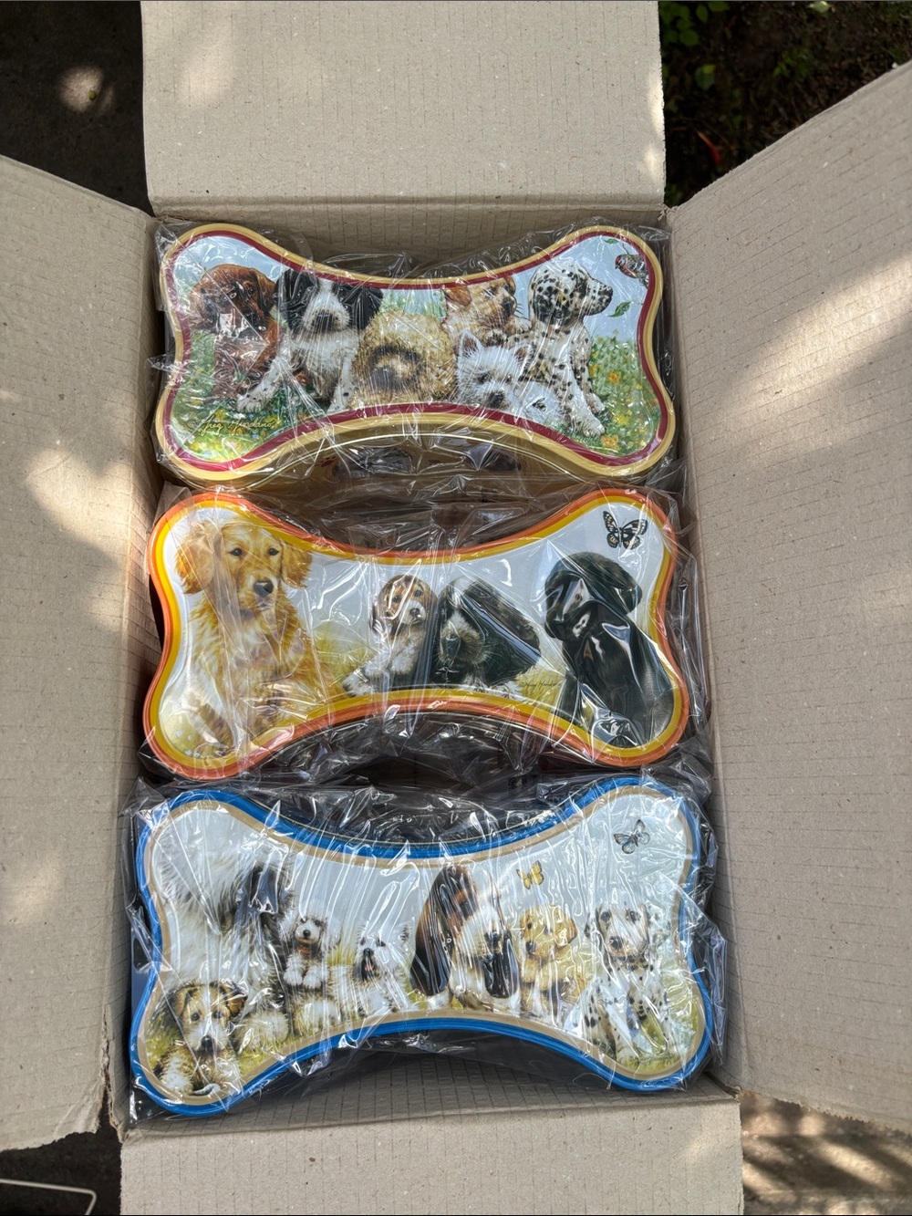 Brand New Assorted Bone-Shaped Dog Treat Tins - 12 available (4 of each pattern)